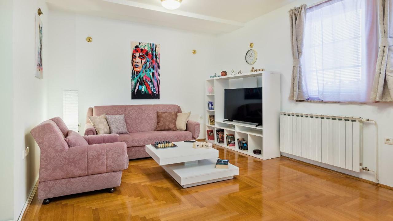 Central Apartment Smiley - Free Parking Zagreb Luaran gambar