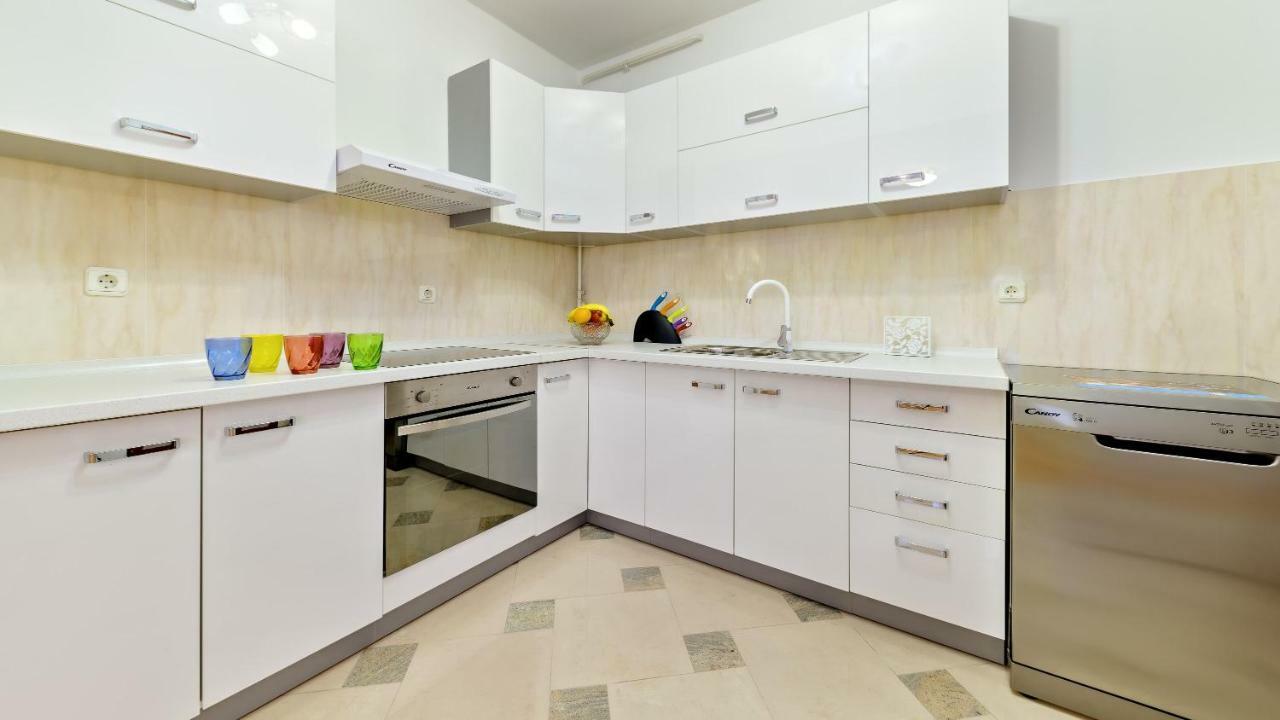 Central Apartment Smiley - Free Parking Zagreb Luaran gambar
