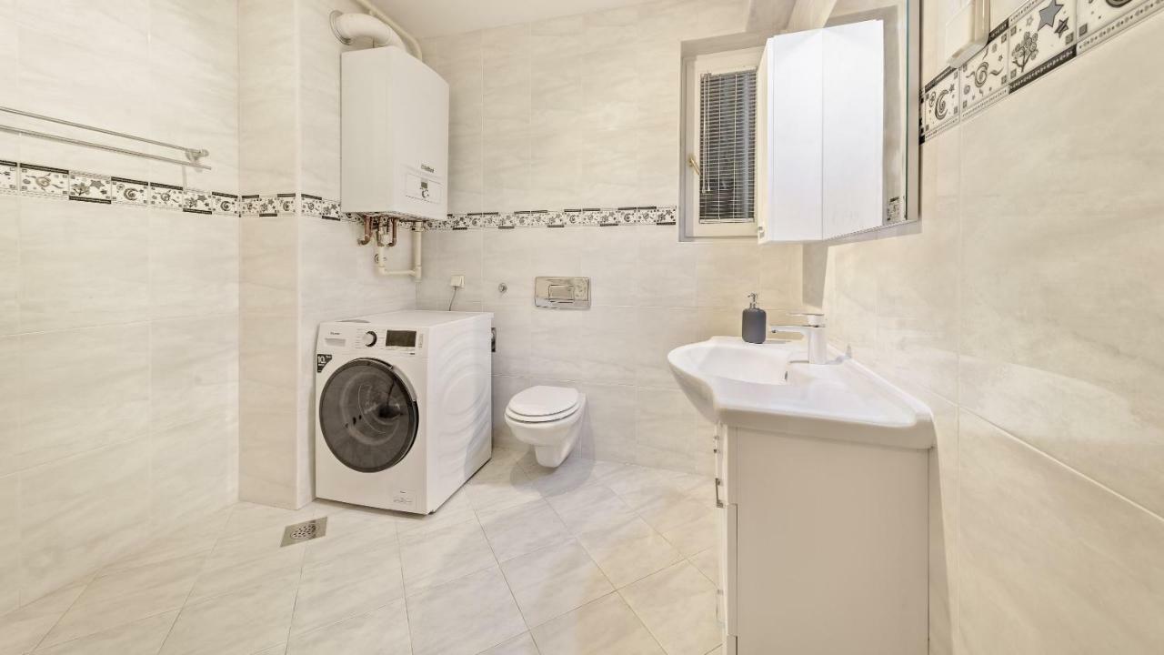 Central Apartment Smiley - Free Parking Zagreb Luaran gambar